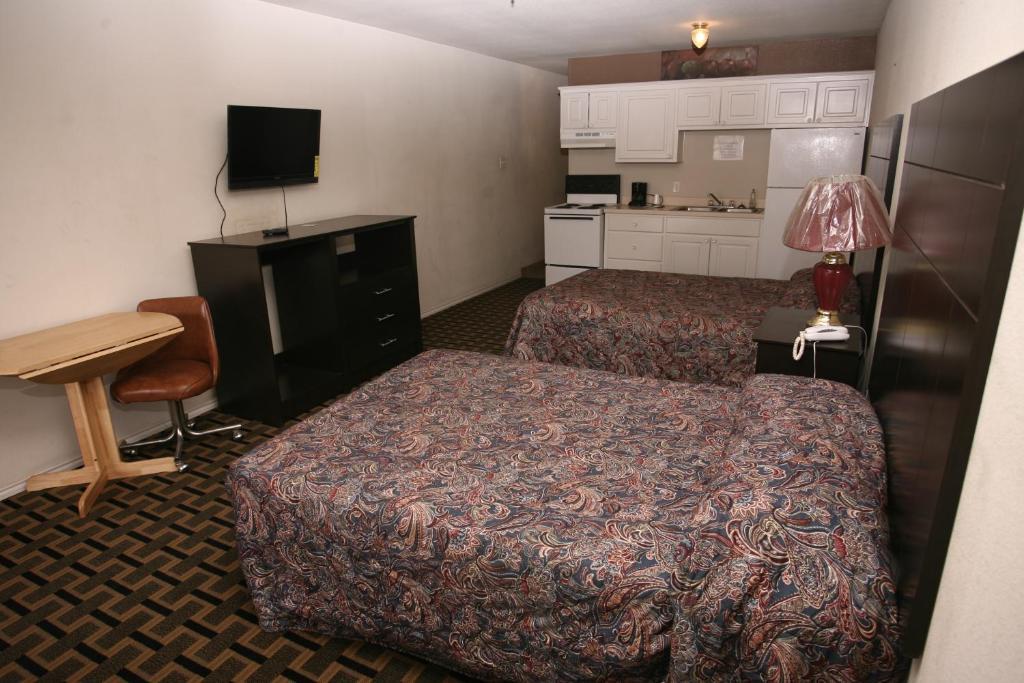 Andrews Motor Inn Room photo